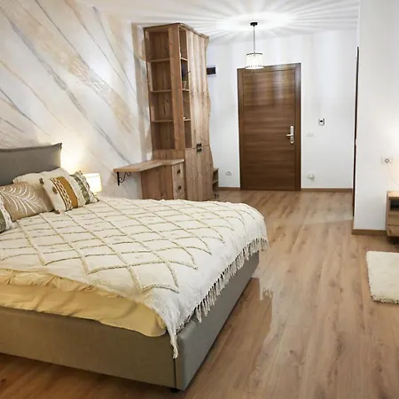 Conacul Radacinilor Hotel